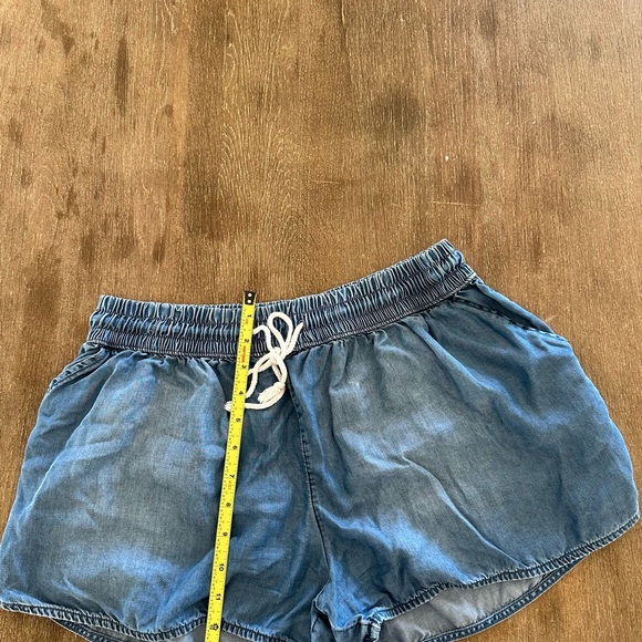 Lightweight Drawstring Summer Shorts - Picture 6 of 6